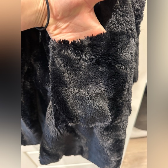 BB Dakota Women's Plush Black Teddy Jacket - Picture 8 of 12